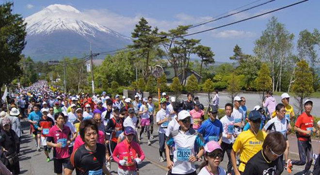  富士山山中湖半程马拉松