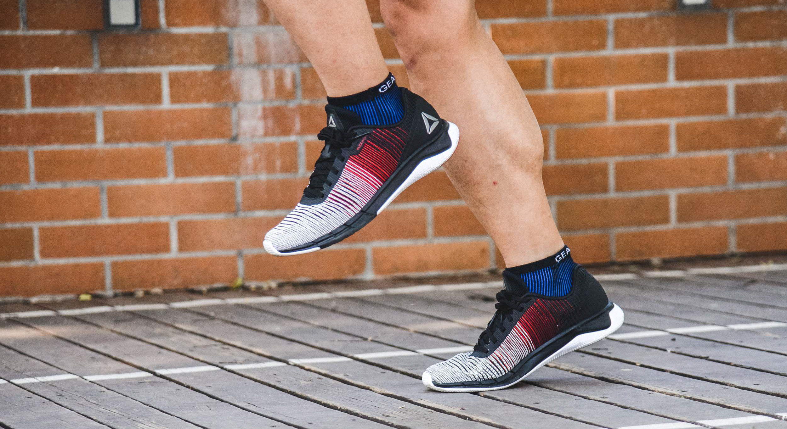 跑鞋 | Reebok FAST FLEXWEAVE™评测 出色鞋面给跑步带来更多可能