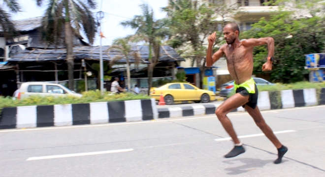 人物 | 连续100天100个100公里 印度超马奇人辛格的不可能挑战