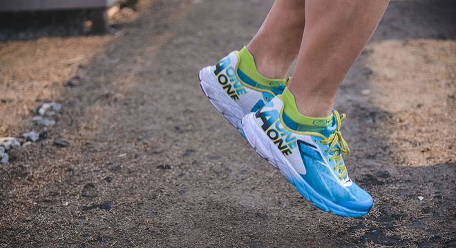 跑鞋 | HOKA ONE ONE Tracer 告别厚底 拥抱速度