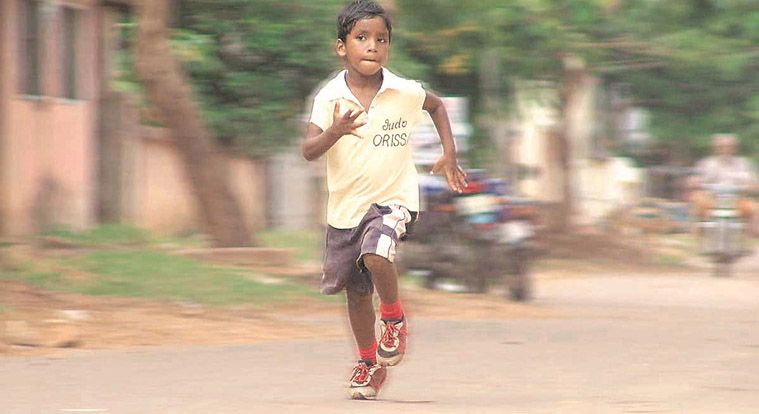人物 | 一个非励志故事，4岁完成48次马拉松，印度贫民窟男孩的马拉松之路
