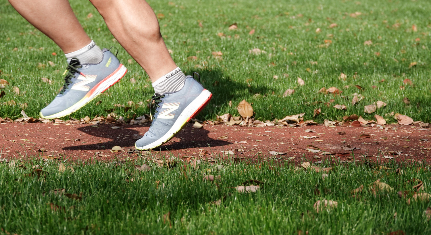 跑鞋 | New Balance 1500 v4评测 主打稳定的竞速训练跑鞋