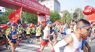 沈阳国际马拉松 与祖国一起奔跑
