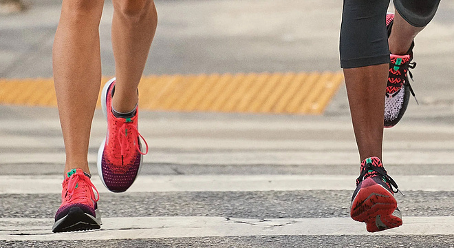 日常跑步为什么更建议穿缓震跑鞋？